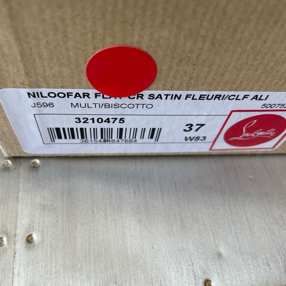 NIb christian louboutin niloofar satin sandal flat sz 37 - Picture 9 of 9